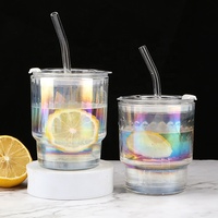 Gobelet en verre Tasse à café en verre coloré avec couvercle et paille Tasse en verre à boire au design moderne
