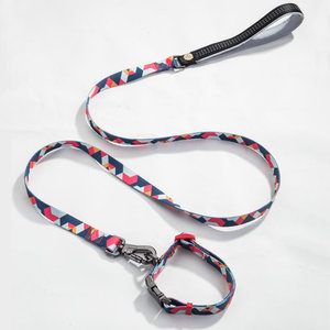 Calidad de sublimación estampado Collar de perro y correa set Venta caliente <span class=keywords><strong>en</strong></span> <span class=keywords><strong>Amazon</strong></span> - Product Image 1