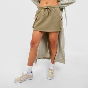 กระโปรงมินิสตรีทแฟชั่นแบบใหม่ พร้อมโลโก้สั่งทำได้ ดีไซน์อเนกประสงค์ เอวผูกเชือก มีกระเป๋าคาร์โก้ - Product Image 4