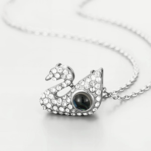 [Cuivre] collier de Projection de cygne <span class=keywords><strong>personnalisé</strong></span> pendentif en cristal de luxe <span class=keywords><strong>personnalisé</strong></span> Photo bijoux cadeau saint valentin noël fête <span class=keywords><strong>des</strong></span> mères - Product Image 4