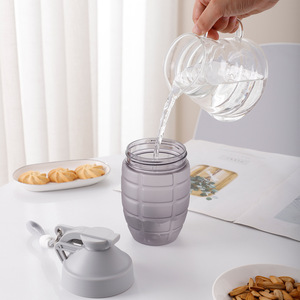 Botella Mezcladora de Proteínas con Forma de <span class=keywords><strong>Granada</strong></span> de 600 ml, Vaso Mezclador Deportivo Portátil con Cuerda para Gimnasio - Product Image 4