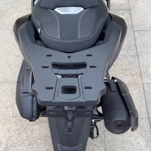 V3<span class=keywords><strong>กล่อง</strong></span>ด้านบนสำหรับรถจักรยานยนต์ชั้นวางกระเป๋าอลูมิเนียมอัลลอยด์ตัวยึดกล่องด้านบนสำหรับ Yamaha <span class=keywords><strong>nMax</strong></span> 155 - Product Image 2