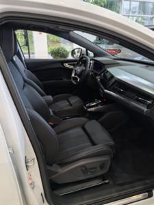 Audis Q4 <span class=keywords><strong>E</strong></span>-<span class=keywords><strong>tron</strong></span> 2024 2025 2026 Audis Q4 Etron veicolo nuova energia Suv Ev <span class=keywords><strong>E</strong></span> <span class=keywords><strong>Tron</strong></span> <span class=keywords><strong>E</strong></span>-<span class=keywords><strong>Tron</strong></span> auto elettrica 40 50 Audis Q4 <span class=keywords><strong>E</strong></span>-<span class=keywords><strong>Tron</strong></span> Quatros - Product Image 6