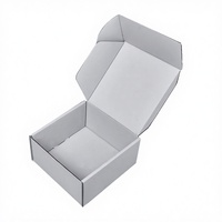 Boîtes d'expédition élégantes en carton ondulé noir recyclable pour chaussures, vêtements, chaussettes et fourrures (vente en gros)