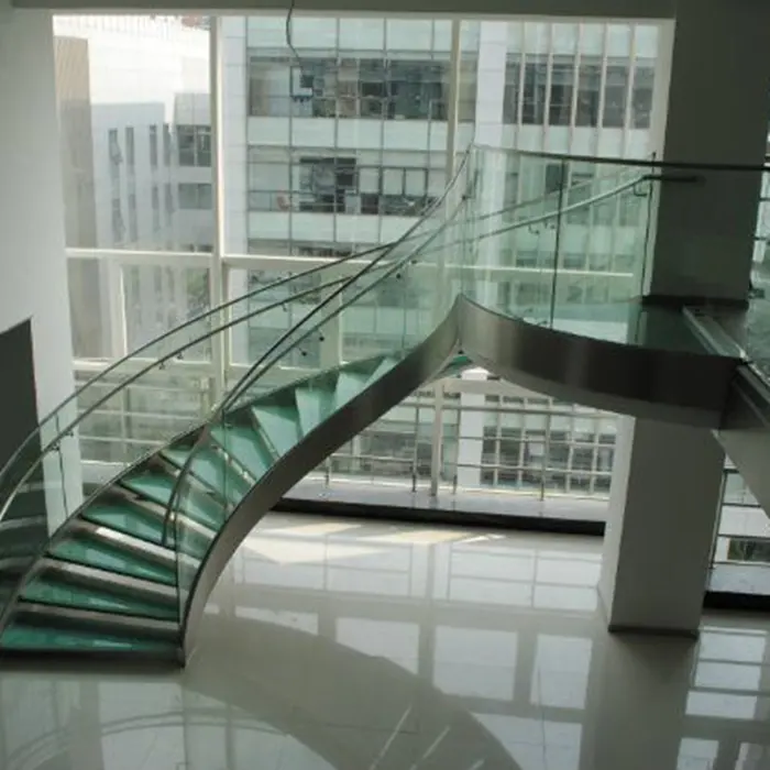 curved glass stair nosing for the house