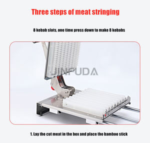 Machine manuelle à brochette de viande en acier inoxydable Machine à chaîne de viande Satay de mouton - Product Image 3