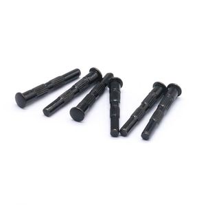 Remaches de Cabeza Sólida de Hierro Galvanizado Negro de 3mm, 4mm, 5mm, Resistentes, Estándar ISO, Tamaños Personalizables, Industriales, Estructurales SaiTong - Product Image 3