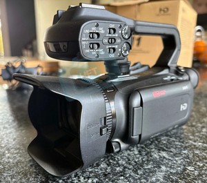 กล้องวิดีโอ HFT Professional XA11 HD Digital พร้อมซูมออปติคอล 10x-20x หน้าจอ 3 นิ้ว ช่องใส่การ์ด SD/CF คู่ ขายส่ง - Product Image 3