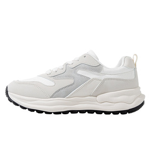 Nuevo modelo de zapatillas Air-Gun para la temporada 2026 con suela gruesa, ideales para actividades casuales y deportivas, y altamente versátiles. - Product Image 1