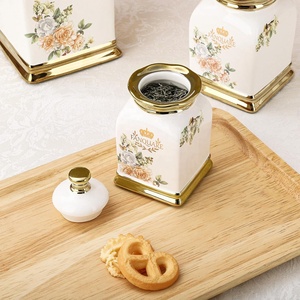 <span class=keywords><strong>Set</strong></span> di 3 contenitori floreali con finiture in argento, vasetti decorativi in ceramica, barattolo per biscotti e zuccheriera con coperchio ermetico - Product Image 4