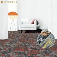 Carreaux de tapis de bureau commercial de luxe 50x50 tapis carré PP Surface en nylon support en PVC tapis carré de sol rembourré pour la maison