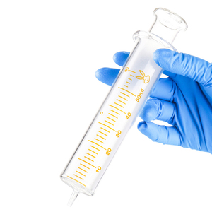 Jeringas de Vidrio Transparente de 1, 2, 5, 10, 20, 50 y 100 ml con Conexión Luer Lock Metálica para Uso en Laboratorio - Product Image 3