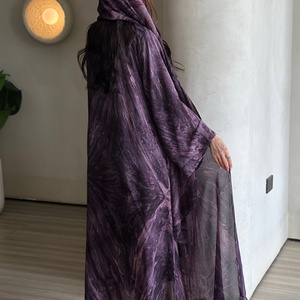 Collection populaire de cardigans imprimés Abaya |   Vêtements de détente luxueux et modestes pour femmes - Robes imprimées avec hijab - Product Image 4