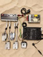 Logiciel et système matériel de test pour casier intelligent, mini casier intelligent personnalisé en usine avec tablette 10,1 pouces pour la livraison et le retrait de clés et colis
