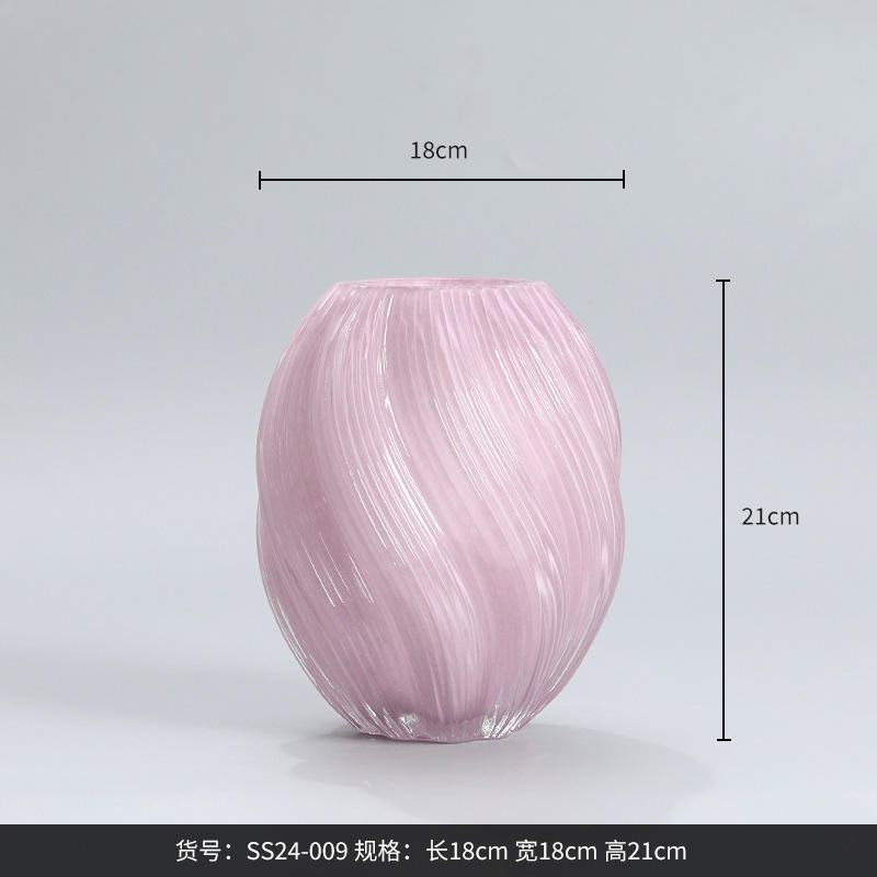 ชมพู-เล็ก