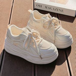 Nouvelles Chaussures Décontractées Rétro à Lacets pour Femmes, Style Hiver Automne Printemps, Tige en PU Blanc Respirante, Semelle Épaisse – Design Tendance - Product Image 4