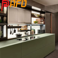 Ensemble de cuisine complet moderne vert classique avec praticité et fonctionnalisme de la péninsule service après-vente sans souci