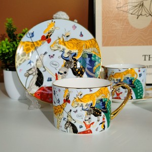 European Luxury Eco-Friendly Modern Luxury <b>Tea</b> <b>Cups</b> and <b>Saucers</b> Bone China Circus Golden Coffee Set Gift Box - Product Image 4
