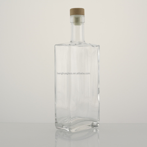 Bottiglia di Vetro Vuota da 50cl 500ml 16oz Forma Quadrata Piatta per <span class=keywords><strong>Whisky</strong></span> Liquori Gin Tequila Contenitore per Liquidi con Tappo in Sughero - Product Image 3