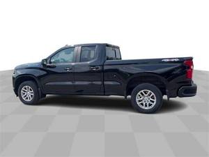 Pick-up d'occasion Chevrolet Silverado 1500 FWD 4 portes Double Cabine 6.6 pieds de caisse courte 2020, cuir, R18, ACC, transmission automatique, éclairage - Product Image 3