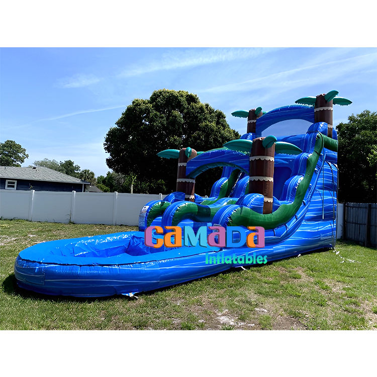 มีสีสัน