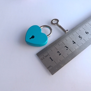 25x32mm tình yêu khóa DIY Túi phụ kiện treo khóa đào trái tim khóa với chìa khóa và <span class=keywords><strong>variour</strong></span> màu sắc - Product Image 4