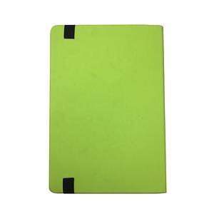 Agenda personnalisable de cahier de budget hebdomadaire A5 avec couverture rigide en PVC vert 100gsm fermeture à glissière porte-carte <span class=keywords><strong>boucle</strong></span> de stylo sur la colonne vertébrale - Product Image 3