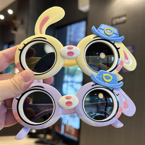 <span class=keywords><strong>Lunettes</strong></span> de soleil polarisées pour enfants Zootopia Judy Lapin mignonnes - <span class=keywords><strong>Lunettes</strong></span> de soleil en silicone motif lapin policier de dessin animé pour filles, accessoires photo - Product Image 2
