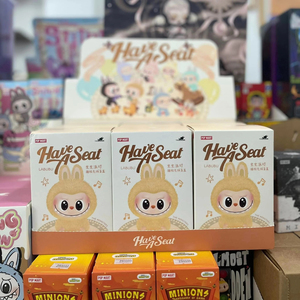 Popmart labubu กล่องปริศนาตัวการ์ตูนมอนของเล่นตุ๊กตาไวนิลมาการองจากการ์ตูนใหม่ของขวัญสุดลึกลับ - Product Image 3
