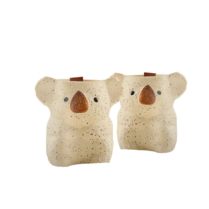 Velas hechas a mano de cera de lujo de cerámica de Koala lindo superventas en tarro de cerámica velas aromáticas mechas de madera <span class=keywords><strong>vela</strong></span> perfumada - Product Image 1