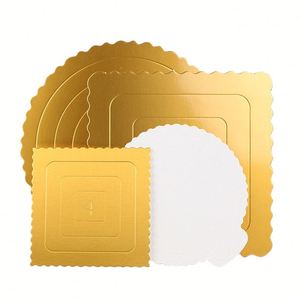Plateaux à gâteau jetables blancs et dorés, bases carrées et rondes en carton, parfaites pour la décoration de gâteaux - Product Image 1