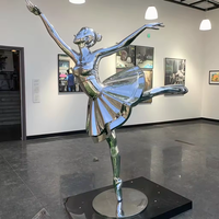 Sculpture de danseuse de ballet en acier inoxydable poli miroir, grande taille, sur mesure