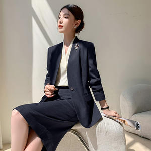 Costume d'automne en velours anti-rides à col en V coupe ajustée pour femme, idéal pour les professionnels, les fonctionnaires, les établissements de formation et les ventes. - Product Image 5