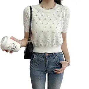 2024 New Chic Fashion Summer Short Sleeve Diamonds Trim Design T-Shirt Lady White Tee Crew Neck Top Female Pullovers Chic Tops