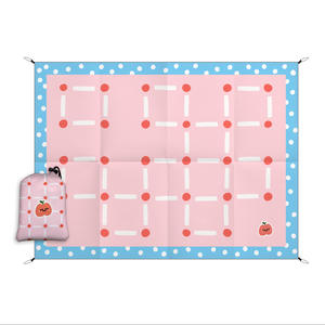 Tapis de pique-nique pliable portable avec poche, pour <span class=keywords><strong>camping</strong></span> et plage, imperméable et antidérapant en polyester - Product Image 5