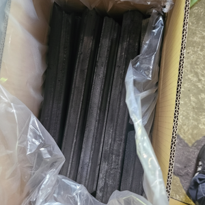 Machine à briquettes de charbon de bois de sciure de bois dur de longue durée fabriquée au Vietnam Plus de 6 heures d'utilisation Machine-Charbon de bois - Product Image 1