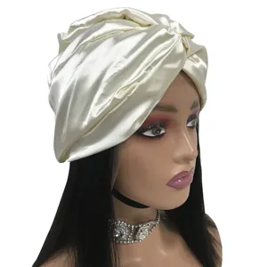 2023 공급 업체 이슬람 인스턴트 패션 터번 스카프 모자 스타일 이슬람 면 아래 내부 히잡 베일 숙녀