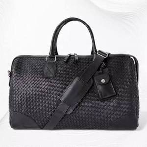 Trendy Leather Duffle <b>Travel</b> <b>Bag</b> With Large Packing Section Strong Handles Smooth Zip Closure Stylish Luggage For Sports Gym - Product Image 3