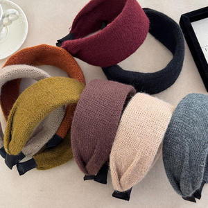 Bandeau pour cheveux en daim à large bord pour femme, couleur unie, 14 cm, accessoires pour cheveux pour les fêtes, automne et hiver - Product Image 1