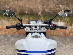 Yamaha <span class=keywords><strong>FZ1</strong></span> 1000cc Quattro Cilindri in Linea Raffreddati ad Acqua ABS Moto Naked da Strada Bianca Blu Sportiva ad Alte Prestazioni Vendita all'Ingrosso - Product Image 6