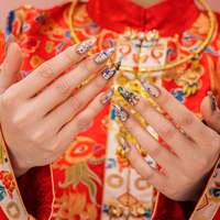 Faux ongles en acrylique chinois à presser, forme amande, base dorée, motif floral peonie bleue peinte à la main, perles et strass, style robe classique