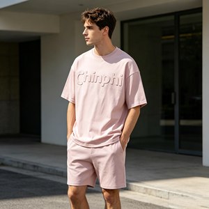 Camiseta de hombre de 350 g/m², 100 % algodón, tejido suave y holgado, con estampado en relieve, cuello redondo. - Product Image 3