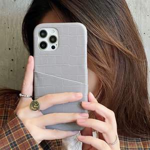 IVANHOE <span class=keywords><strong>Coque</strong></span> souple et douce pour la peau Texture 3D adaptée à l'<span class=keywords><strong>iPhone</strong></span> 16 Pro <span class=keywords><strong>iPhone</strong></span> 12 14 13 Rhineblue - Product Image 6