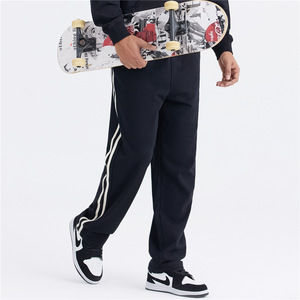 Pantalones de jogging de algodón para hombre al por mayor elásticos, personalizados y en oferta - Product Image 4