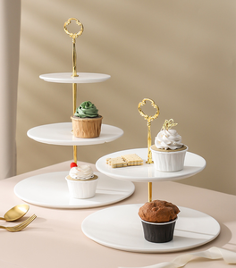 Soportes de Cerámica para Pasteles para Mesa de Postres de Boda, Elegantes Platos con Pedestal Blancos para Fiestas y Banquetes - Product Image 5