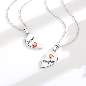 Collar de Corazones a Juego para Madre e Hija, Familia, 2 Corazones, Cobre, Amor, Joyería con Colgante de Dos Corazones para Abuela - Product Image 3