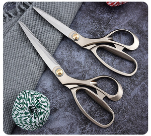 Ciseaux de couture professionnels en acier inoxydable avec poignées en zinc, pour la coupe de tissus, 8,5 / 9,5 / 10,5 pouces, emballage cadeau - Product Image 2