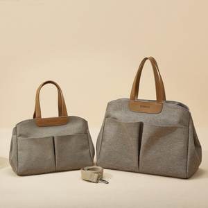 2サイズ展開 ベビーおむつバッグ カスタマイズされたロゴ アウトドア旅行用ママトートバッグ - Product Image 1