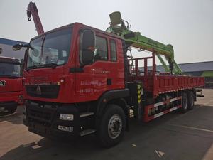 Grúa Móvil HOWO de 12 Toneladas Montada en Camión 6x4 con Ocho Ruedas Traseras Zoomlion, Nueva, Diésel Euro 5, Manual - Product Image 4