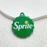 Breloques en forme de bouchon de bouteille de soda (Cola, Sprite, Fanta) en émail électroplaqué 38x34mm pour la création de bijoux DIY